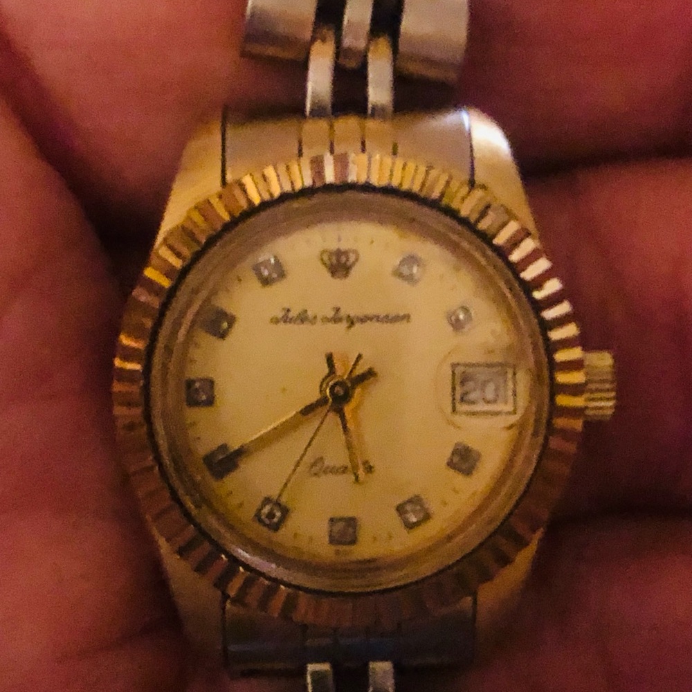 Gold Tone Women's Analog Dress Watch - Champagne Dial